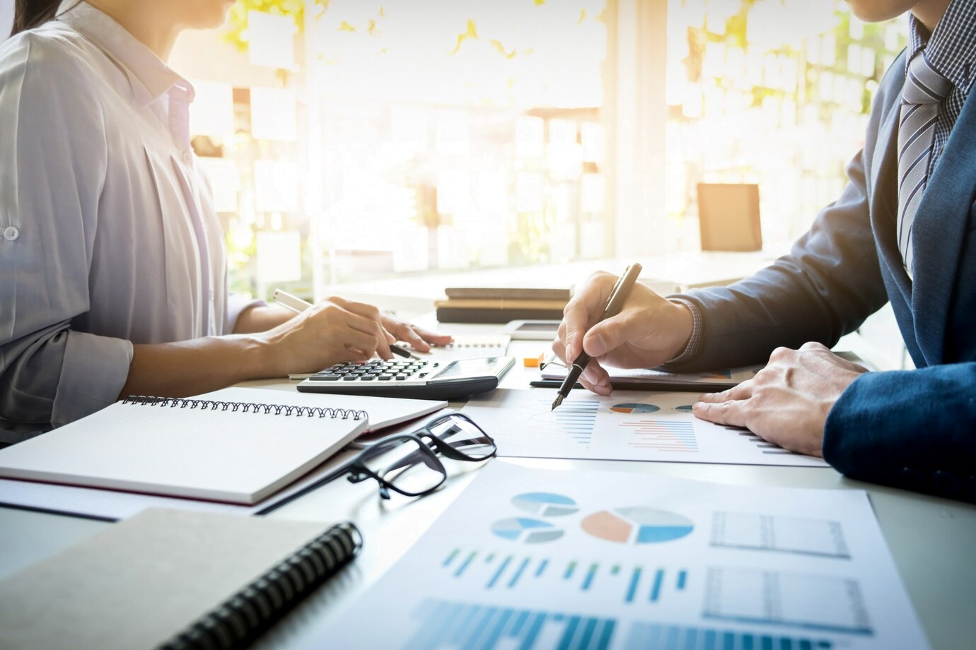 Entenda como funciona um serviço de assessoria fiscal e os benefícios que ele traz para empresas que aderem a essa estratégia.